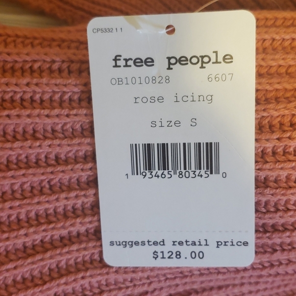 Beautiful, slightly cropped free people sweater. NWT - Picture 4 of 5